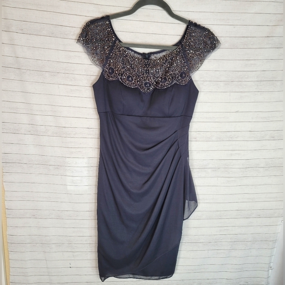 XSCAPE Embellished Chiffon Sheath Dress in Grey w Golden Bronze Beading, sz 6